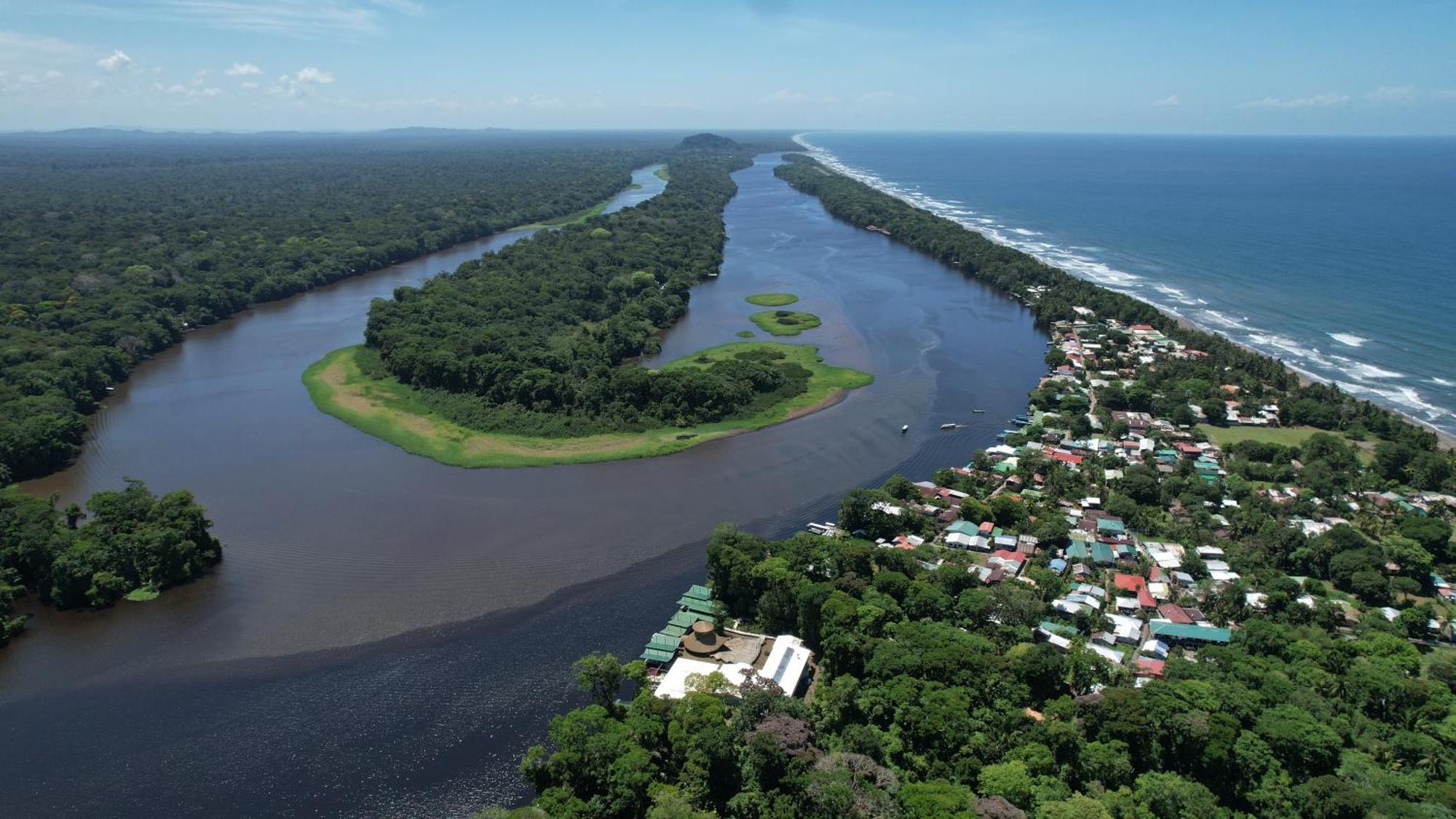 Tortuguero Adventures Beach House Exterior foto