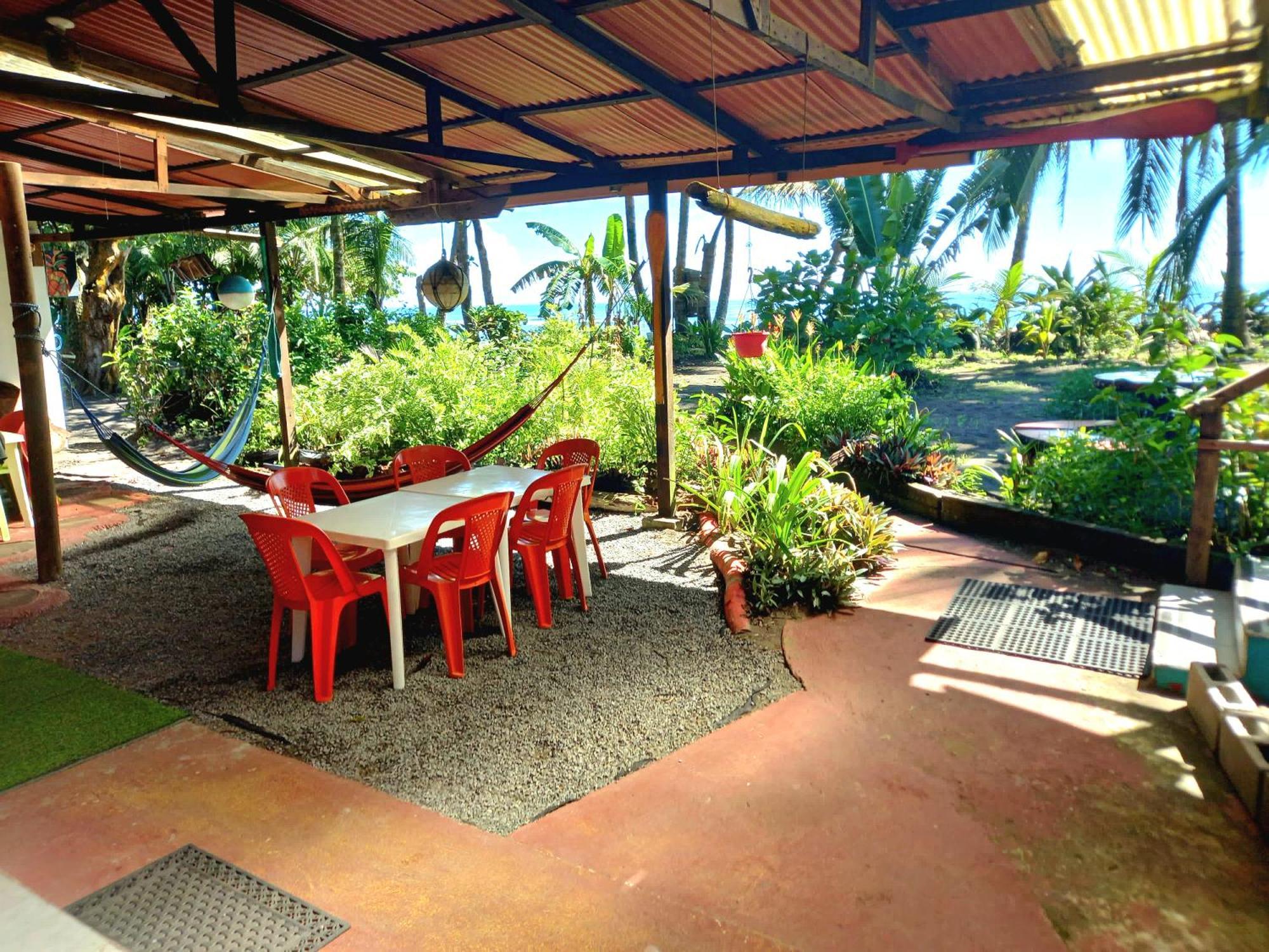 Tortuguero Adventures Beach House Exterior foto