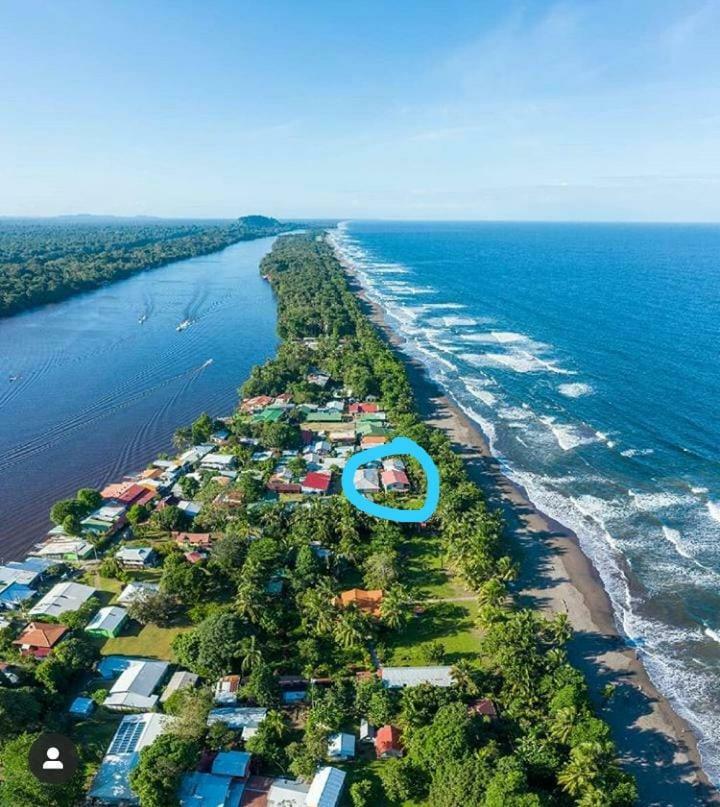 Tortuguero Adventures Beach House Exterior foto